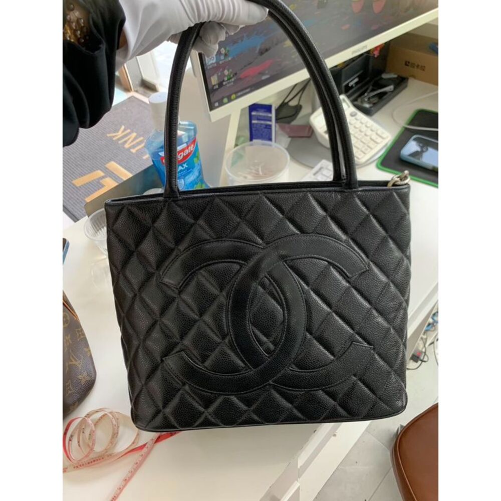 Chanel Women Pre-Loved Bag Very Good Condition